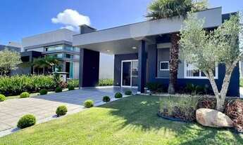 Imagem 3: Casa de condomínio térrea para venda possui 172 metros quadrados com 3 quartos