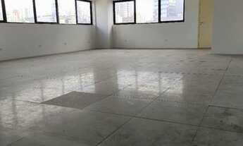 Imagem 2: Sala comercial ampla em Edifício 24hs, próximo ao metrô, para alugar na Rua Galvão Bueno