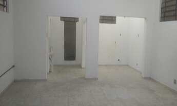 Imagem 4: Salão Comercial para Locação em Cotia / SP no bairro Excelente ponto comercial /salão com