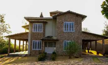 Imagem 3: Sobrado para venda tem 350 metros quadrados com 4 quartos em Zona Rural - Goiás - GO