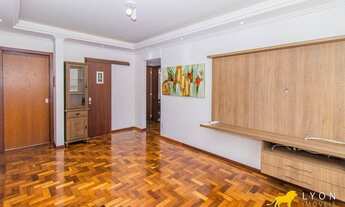 Imagem 3: Apartamento de 2 dormitórios com vaga para venda no bairro Petrópolis