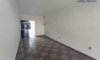 Imagem 3: Sobrado com 3 dormitórios para alugar, 267 m² por R$ 2.500,00/mês - Vila Nova Botucatu - B