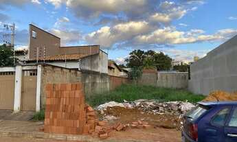 Imagem 2: Vendo lote na quadra esquina com o Hospital do Amor