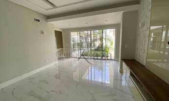 Imagem 3: Casa de condomínio térrea para venda tem 340 metros M², com 4 quartos