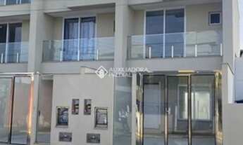 Imagem: CAMBORIú - Casa Padrão - Areias