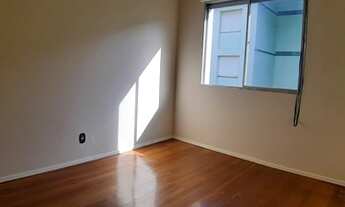 Imagem 2: PORTO ALEGRE - Apartamento Padrão - CRISTAL