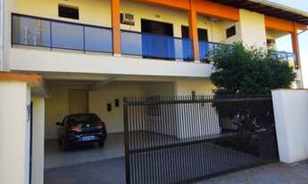 Imagem: Casa com 02 pavimentos, muito bem localizada