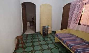 Imagem: Casa com 6 dormitórios à venda, 171 m²