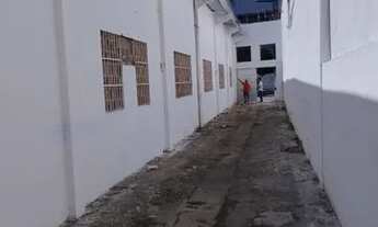 Imagem 3: Ponto comercial Galpão / depósito com 5 vagas na garagem