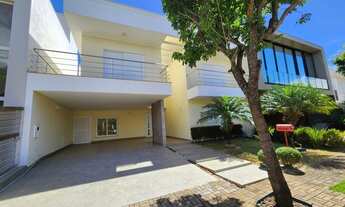 Imagem 2: Sobrado para aluguel possui 440 metros quadrados com 4 quartos