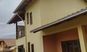 Imagem: JARAGUÁ DO SUL - Casa Padrão - JARAGUÁ