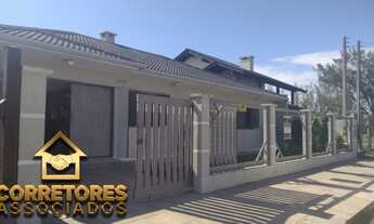 Imagem 2: Excelente residência próxima ao mar, em Nova Tramandaí