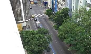 Imagem 3: Apartamento para venda possui 80 metros quadrados com 4 quartos em Copacabana - Rio de Jan