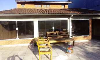 Imagem 6: Sobrado para aluguel possui 300 metros quadrados com 5 quartos em Parque Ipê - São Paulo