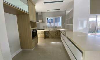 Imagem 7: Casa de condomínio térrea para venda tem 340 metros M², com 4 quartos