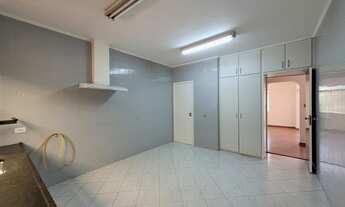 Imagem 5: Casa em rua fechada com cancela e segurança 24h, terreno 10x22