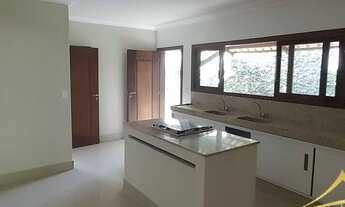 Imagem 2: Casa em Condomínio Fechado a Venda com 3 Suites, 300m²