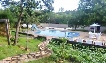 Imagem 2: Sobrado para venda tem 350 metros quadrados com 4 quartos em Zona Rural - Goiás - GO