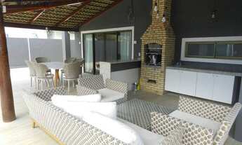 Imagem 3: Mansão Mobiliada com Varanda Gourmet Integrada a Piscina na rua mais charmosa do Alphavill