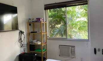 Imagem 4: Apartamento para venda com 77 metros quadrados com 2 quartos em Botafogo - Rio de Janeiro