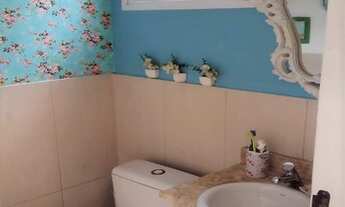 Imagem 3: Linda e aconchegante casa, com fino acabamento e localização privilegiada! Com corredor la