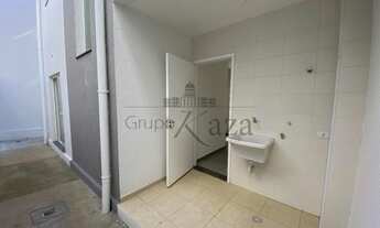 Imagem 4: Casa Sobrado - Jardim das Industrias - 3 Dormitórios - 120m²