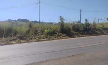 Imagem 2: Lote/Terreno para venda tem 30000 metros quadrados em Centro - Patos de Minas - MG