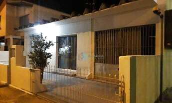 Imagem 2: Casa Comercial / Residencial em Ótima Localização na Trindade !!