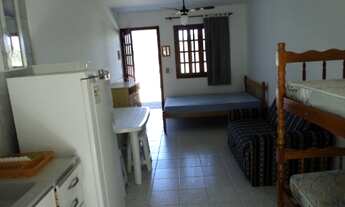 Imagem 4: Praia - Alugo quitinetes mobiliadas condomínio fechado 300 metros praia em Matinhos/PR