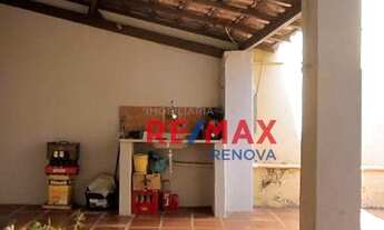 Imagem 7: Casa com 3 dormitórios no centro de Leme/SP em frente a avenida principal, com 260m de ter