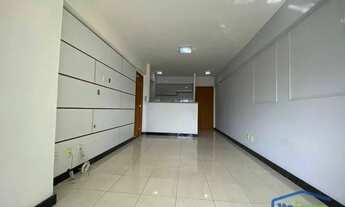 Imagem 2: Cond. Premium Plaza - Apartamento com 1/4 para locação - 65m² - Caminho das Árvores