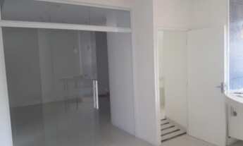 Imagem 2: Sala em Santos Galpão / depósito com aluguel por R$2.300 /mês