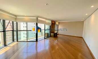 Imagem 2: Apartamento em Moema com 184m², 3 suítes, 3 vagas, condomínio completo