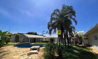 Imagem 3: Excelente casa com estilo clássico de Alto Padrão para venda e locação em um baro nobre da