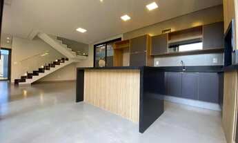 Imagem 7: Casa de condomínio para venda tem 198 metros quadrados com 3 quartos