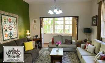 Imagem 7: Confortável casa com localização privilegiada, com 05 quartos (01 suíte com closet)