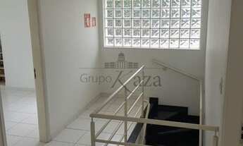 Imagem 6: Sobrado para aluguel e venda com 270 metros quadrados com 4 quartos