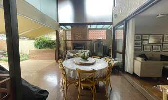 Imagem 2: Casa de condomínio sobrado para venda possui 360 metros quadrados com 4 quartos