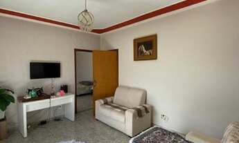 Imagem 5: Casa com Piscina a Venda no Ângela Rosa