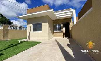 Imagem: Casa de esquina a 700 metros do mar com