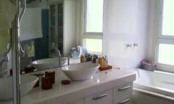 Imagem 2: Casa em Condomínio para Locação em Salvador, Patamares, 5 dormitórios, 1 suíte, 3 banheiro