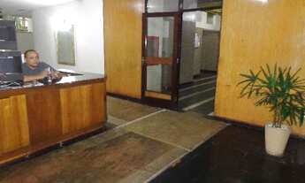 Imagem 2: Apartamento para aluguel com 51 metros quadrados com 2 quartos em Copacabana - Rio de Jane