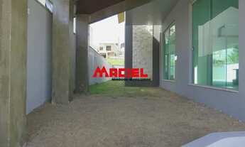 Imagem 6: Casa de condomínio para venda possui 450 metros quadrados com 3 quartos