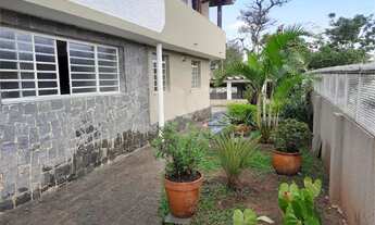 Imagem: 4 vagas de garagem, 3 dormitórios, dependência