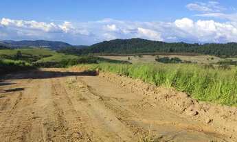 Imagem 4: Terrenos plainos com vista para a pedra grande !