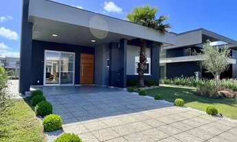 Imagem 2: Casa de condomínio térrea para venda possui 172 metros quadrados com 3 quartos