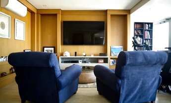 Imagem 2: Apartamento para aluguel e venda possui 223 m2 com 3 suites