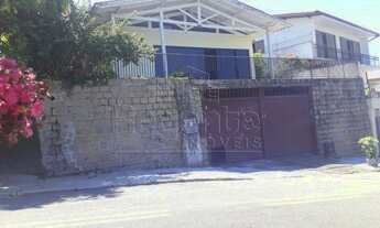 Imagem: Casa à venda com 3 quartos no bairro Itaguaçu