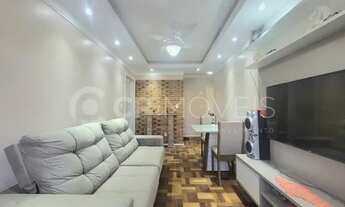 Imagem 2: Apartamento com sacada e vaga próximo à Assis Brasil