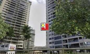 Imagem 3: Vendo 4 qts, Praia da Barra, 1.299.000,00, luxuoso, ônibus, clube, tênis, piscina, churras